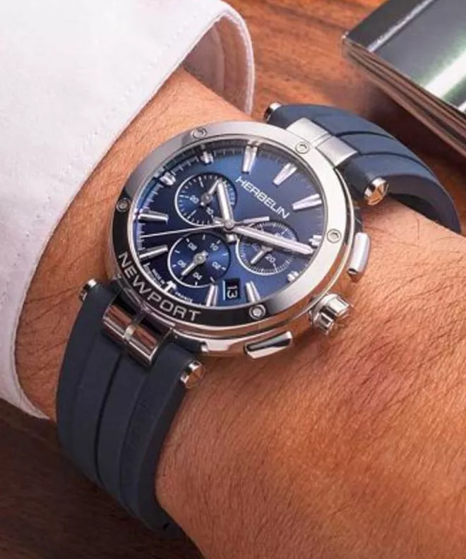 Часовник Мъжки Herbelin Newport Chronograph 37658AP15CB (37658/AP15CB)
