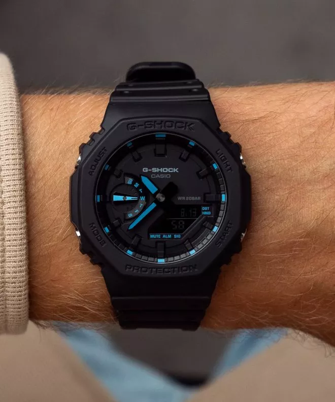 Часовник Мъжки Casio G-Shock Carbon Core Guard GA-2100-1A2ER