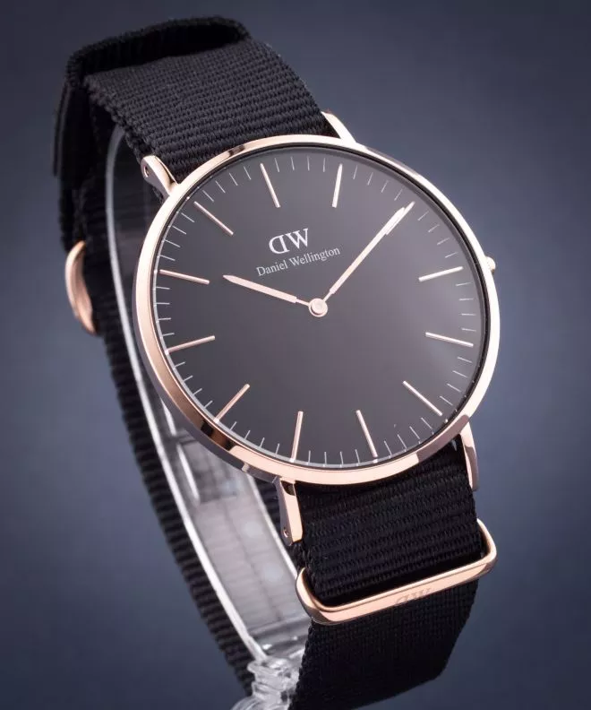 Часовник Мъжки Daniel Wellington Classic Petite Black Cornwall 40 DW00100148