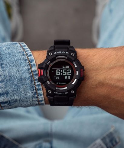 Часовник Мъжки Casio G-Shock G-Squad Bluetooth Sync Step Tracker