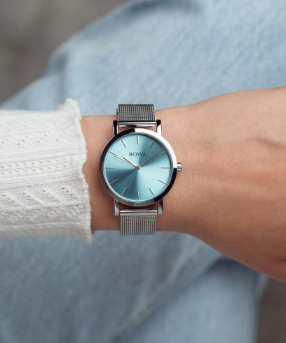 Часовник Дамски BOWA Tokyo Ice-Blue Silver Mesh 33