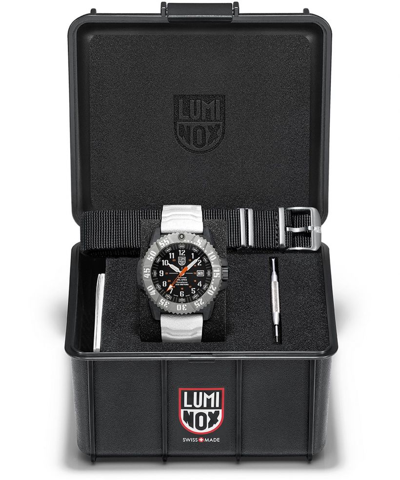 Часовник Мъжки Luminox Enhanced NR SET