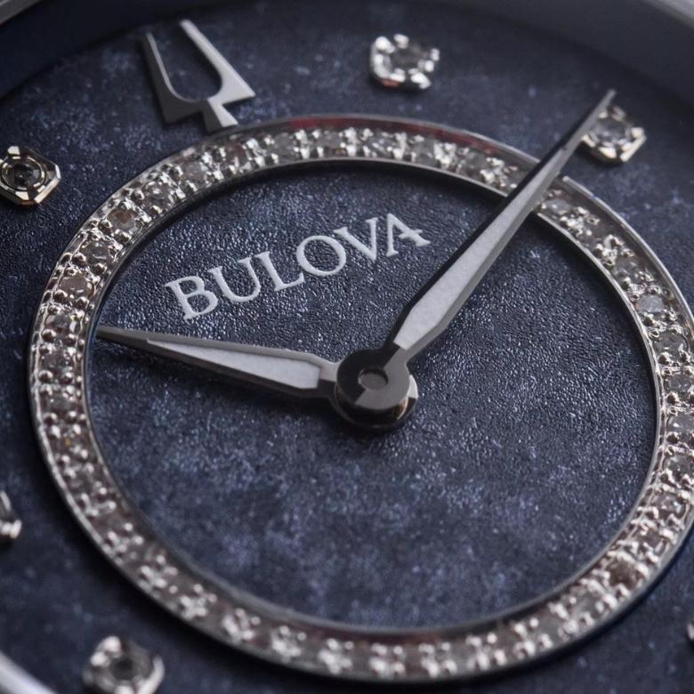 Bulova 96B440 - Marka