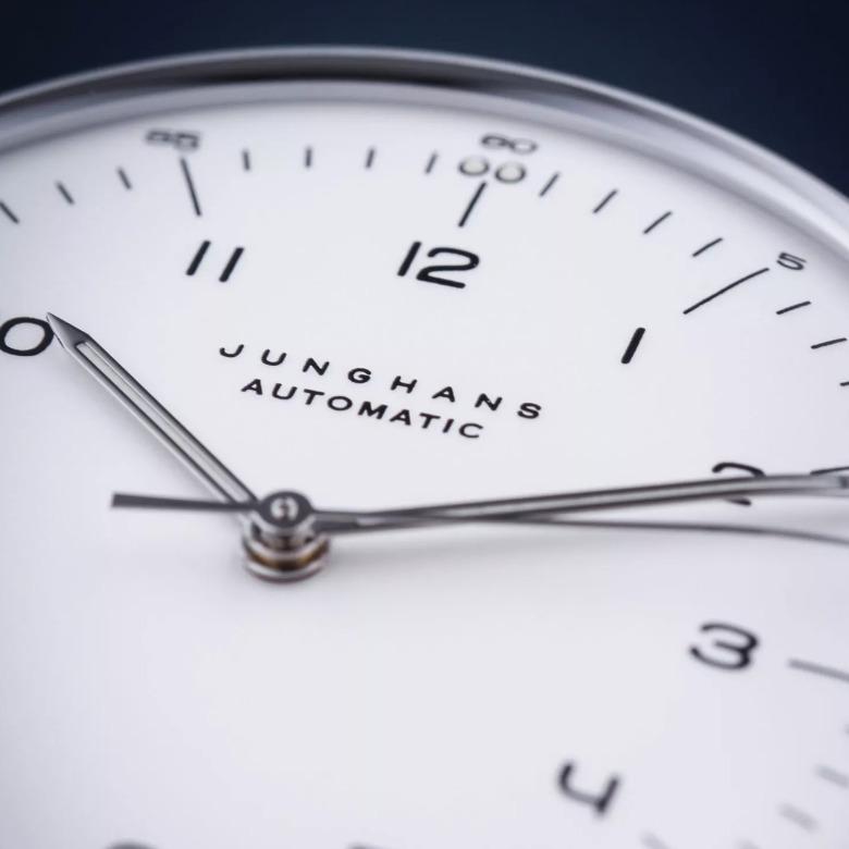 Junghans 027/4308.02 - Marka