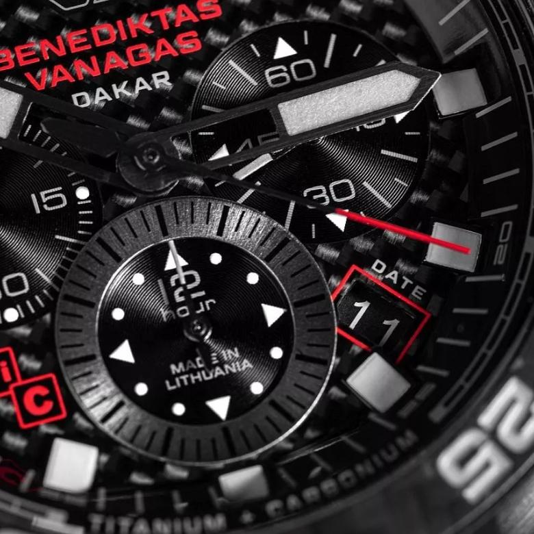 Vostok Europe 6S30-325C744 - Datownik dni miesiąca